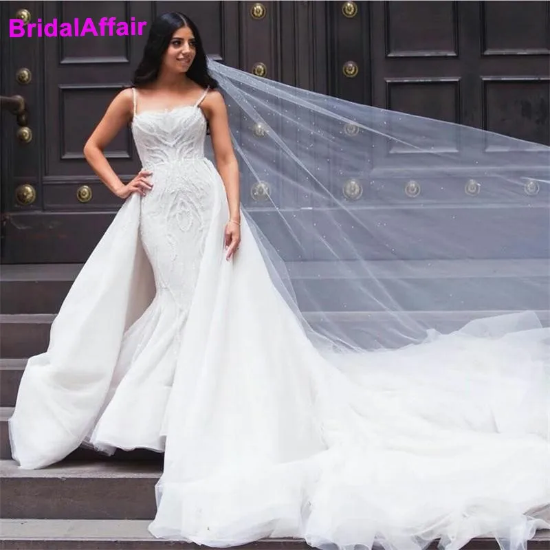 

2021 New Arrival Mermaid Wedding Dress With Detachable Train Spaghetti Backless Sweep Train Appliques Pearls Beads Bridal Gowns