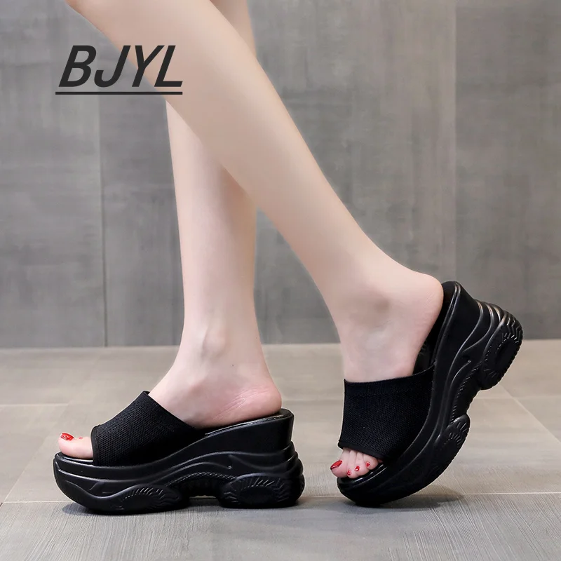 

Net red sandals and slippers women 2021 summer new thin muffins thick bottom slope with fish mouth beach slippers