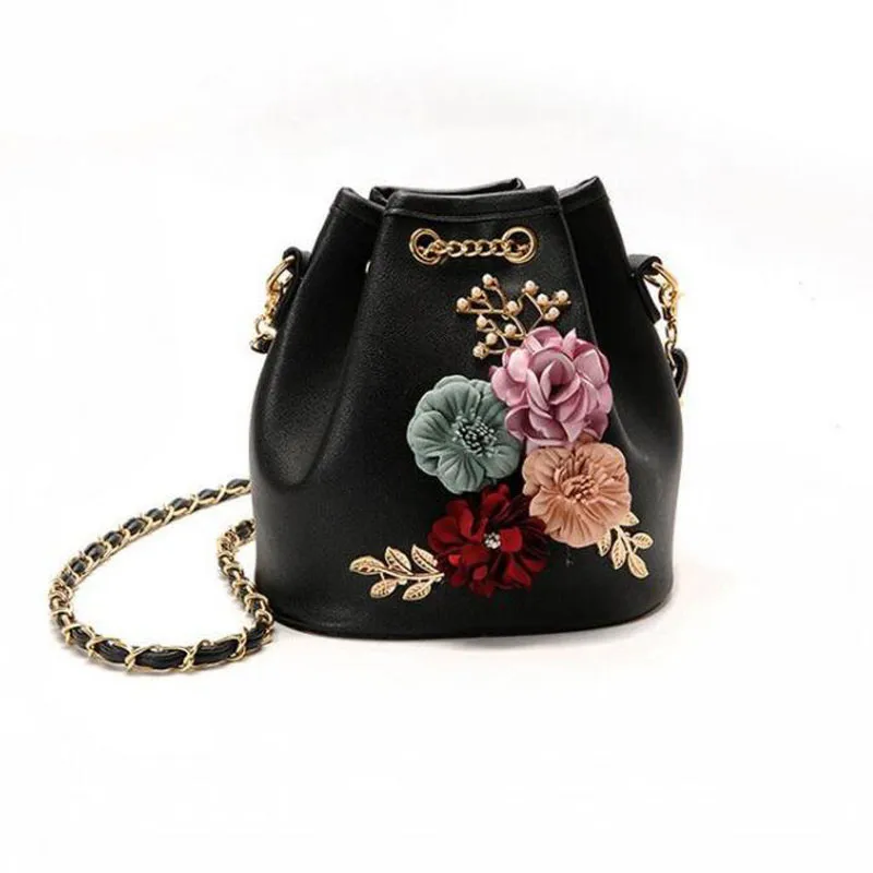 

Vintage Handmade Flowers Bucket Bags Mini Shoulder Bags With Chain Drawstring Small Cross Body Bags Pearl Bags Leaves Decals