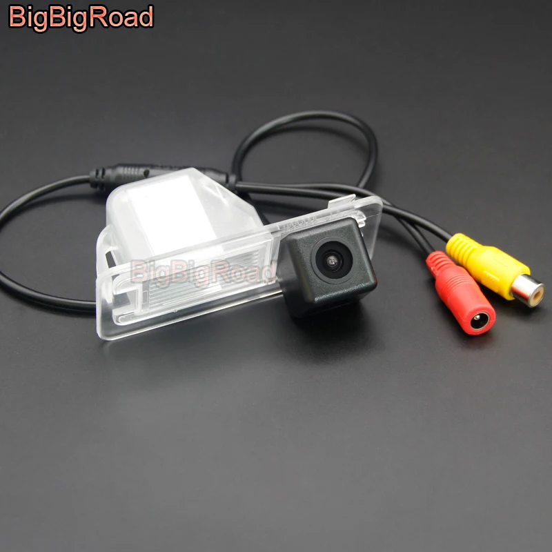 

BigBigRoad Vehicle Wireless Rear View Parking Camera HD Color Image Waterproof For Leopaard CS10 2015 2016 2017