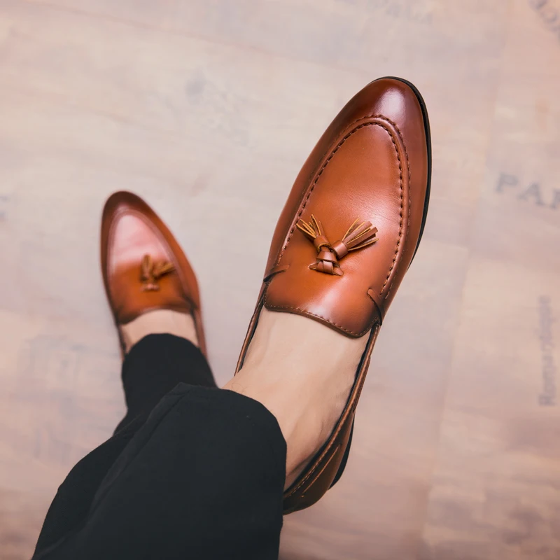 Мужские мокасины деловые туфли высокого качества мужские слипоны с кисточками