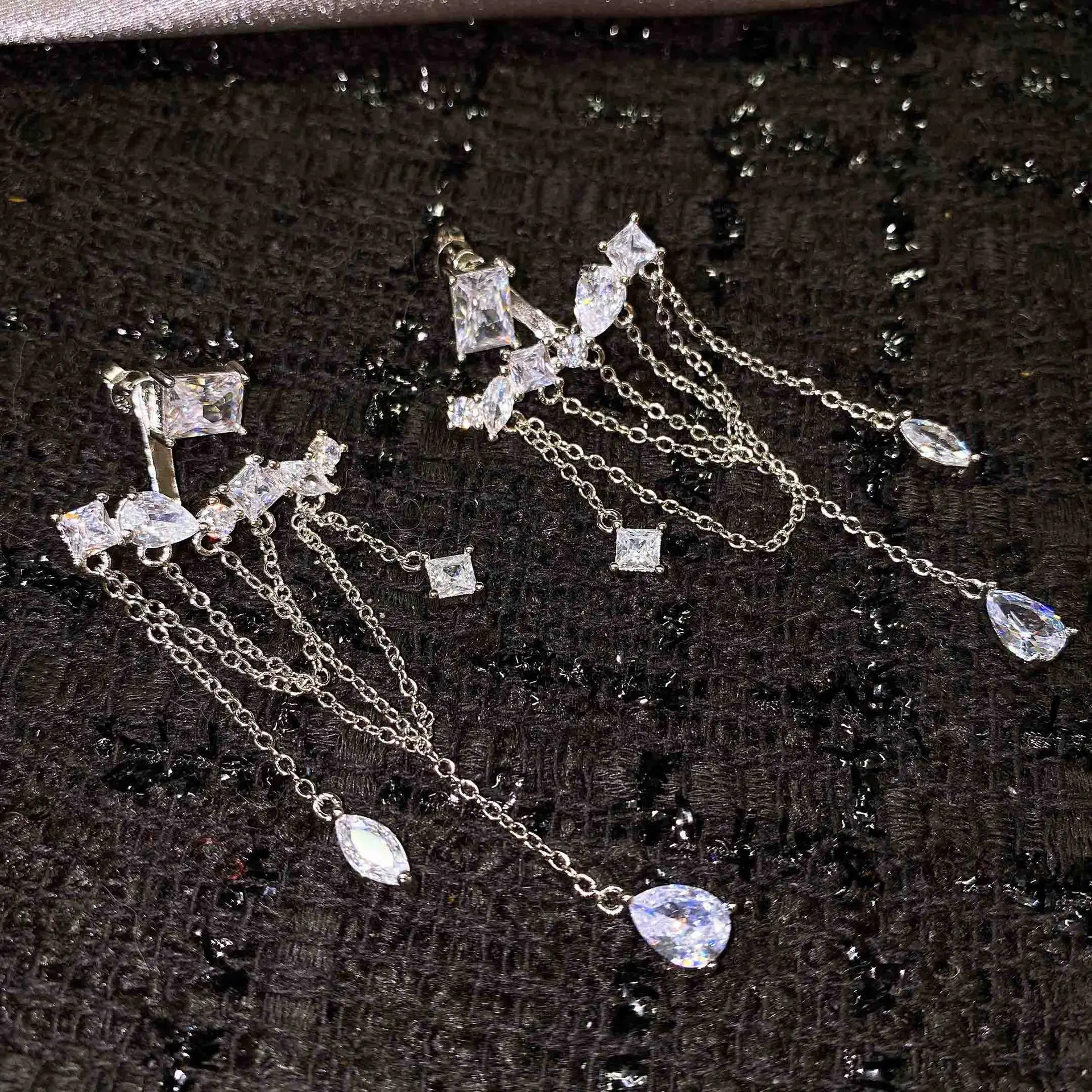 

QTT Charms Long Hanging Earrings Silver Color Fashion Earrings Water Drop Crystal Jewelry for Women
