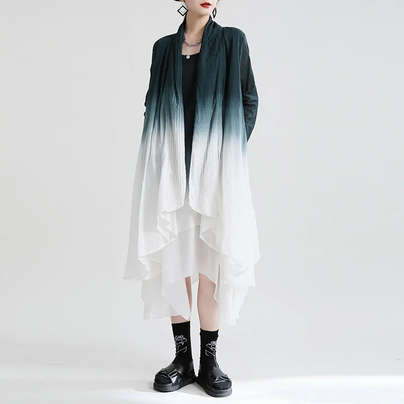 

Coats & Jackets