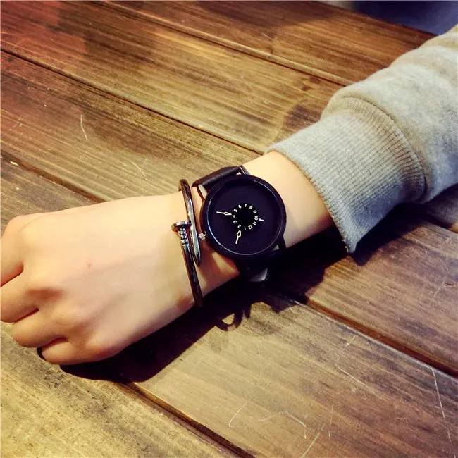 Модные креативные часы женские и мужские кварцевые фирменные уникальные с