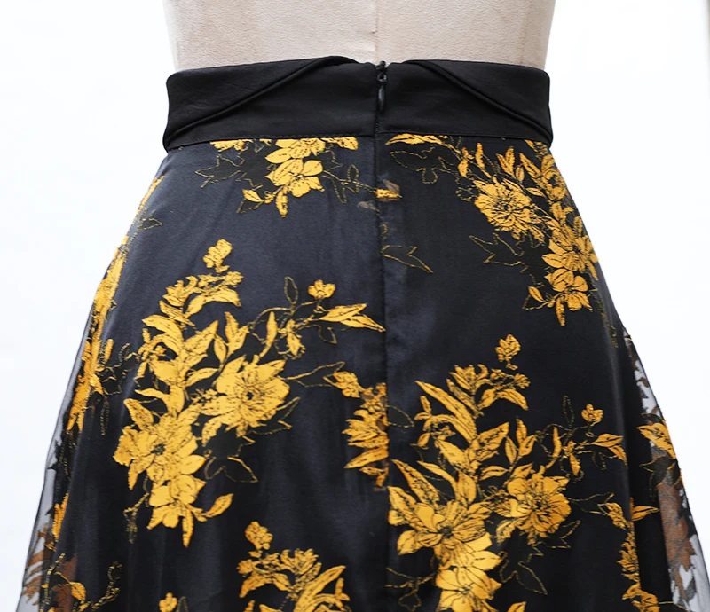 

[EAM] High Waist Black Yellow Oranza Perspective Jacquard Long Half-body Skirt Women Fashion New Spring Autumn 2021 1DD9242