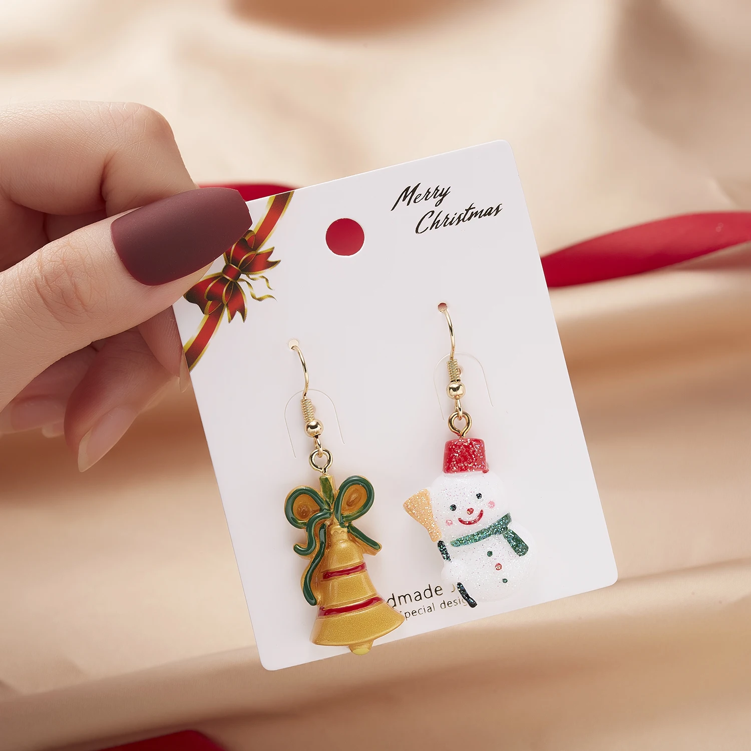 

New Year Christmas Bells Santa Claus Asymmetric Drop Earrings For Women Cute Cartoon Christmas Hat Accessory Girl 2021 New Gift