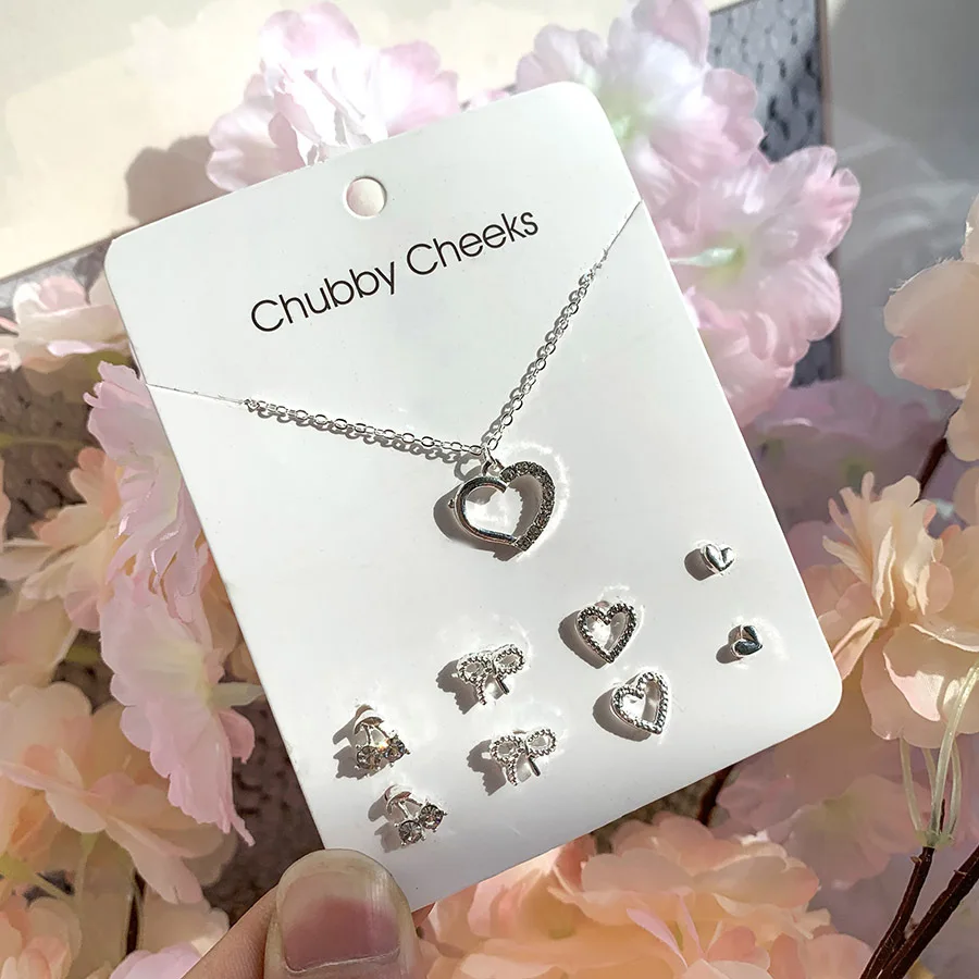 

Korean Version Of Four-Leaf Clover Pearl Heart-Shaped 925 Silver-Plated Necklace Female Week Earrings Clavicle Chain Combin