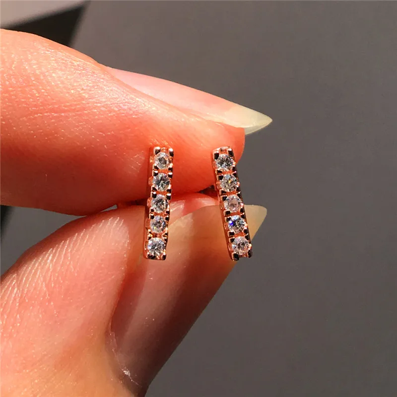 Женские серьги гвоздики в простом стиле с кристаллами циркония модные маленькие