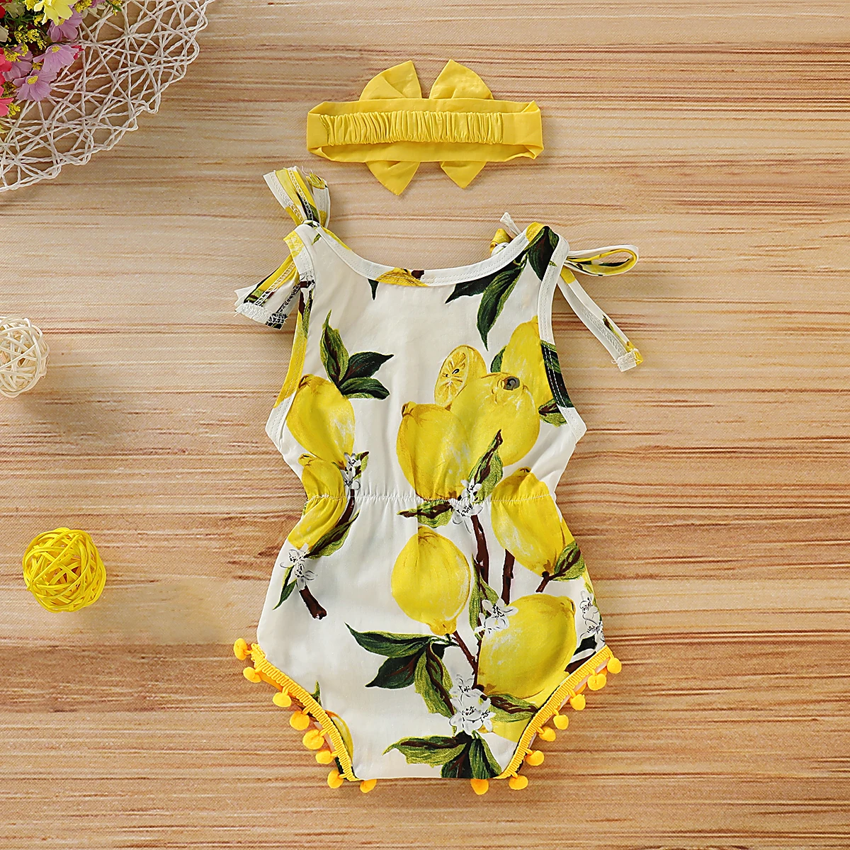 

Free Shipping Baby Summer Romper 2PCS Newborn Chic Clothing Yellow Sleeveless Lemon Print Pompon Bodysuit Baby Clothes Mikrdoo