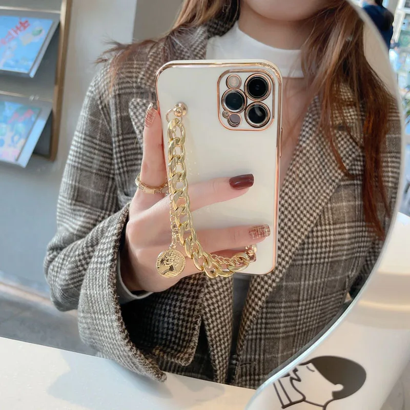

For iPhone 11 12 Pro Max Cases Luxury Metal Chain Wristband Plating Phone Case For iPhone XR XS Max 7 8 Plus X Back Cover