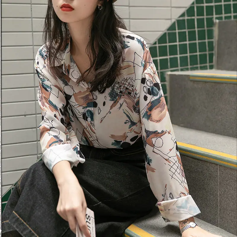 

Elegant Vintage Shirt for Women Ladies Long Sleeve Harajuku Blouse Tops Aesthetic Korean Style Clothes Tee Button Up Shirt 2021