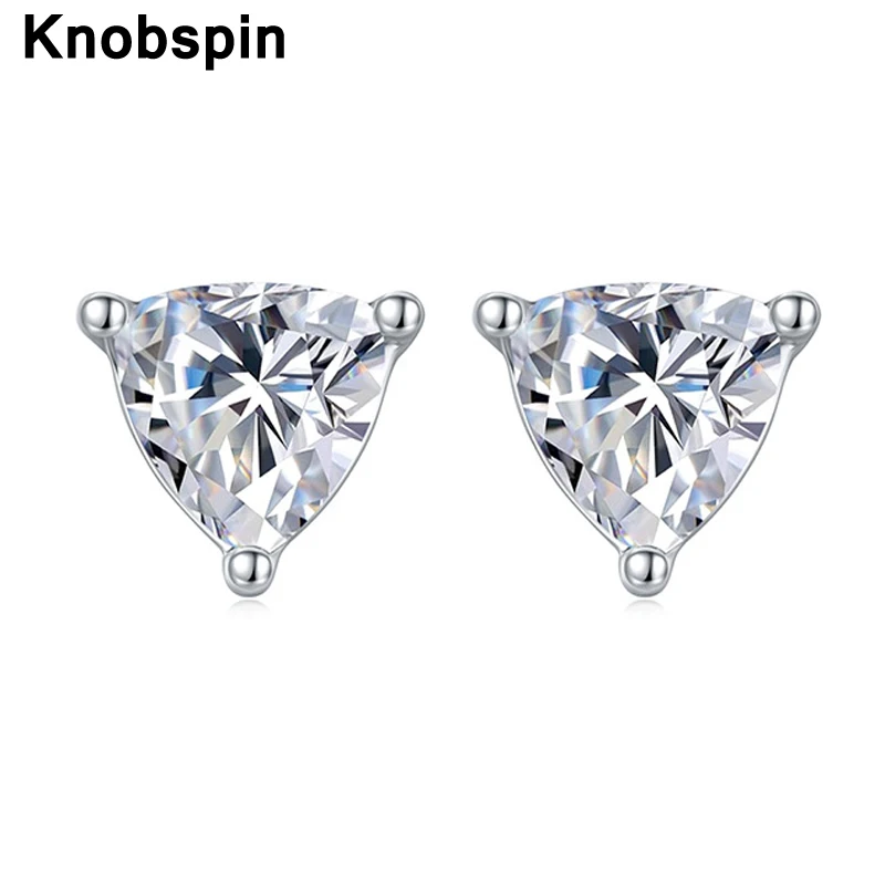 

Серьги-гвоздики из серебра 925 пробы с муассанитом, 5 Х5 мм