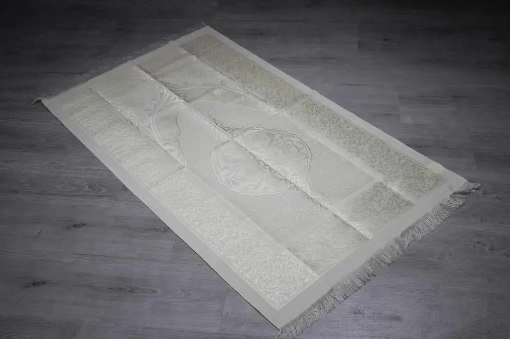 

Çeyizdiyarı Slub Woven Prayer Mat Cream