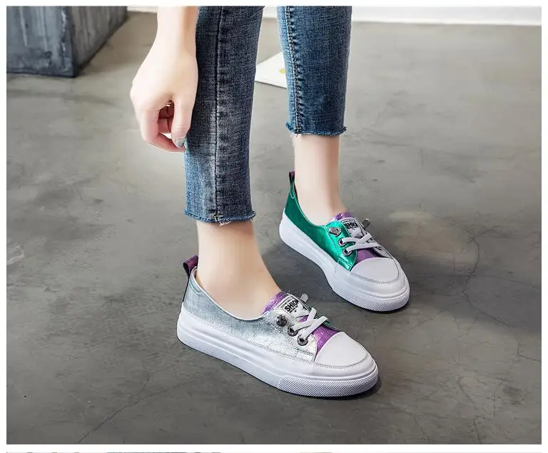 2021 autumn new color matching white shoes personality fashion fake lace flat foot lazy women wild single shoes