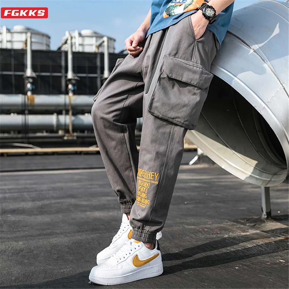 

FGKKS New Brand Men Trend Casual Pants Men's Printing Straight Trousers Male Fashion Little Feet Cargo Pants Brand Clothing