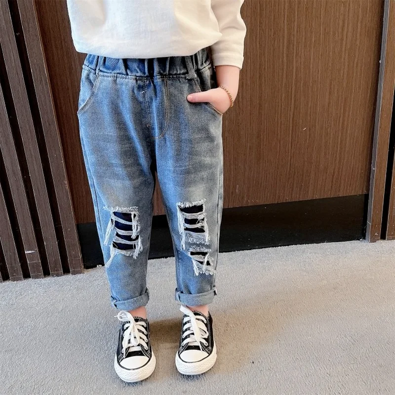 

Детские джинсы с дырками для девочек, отличное качество, хлопковые Новые повседневные детские брюки, детская Удобная рваная одежда для дете...
