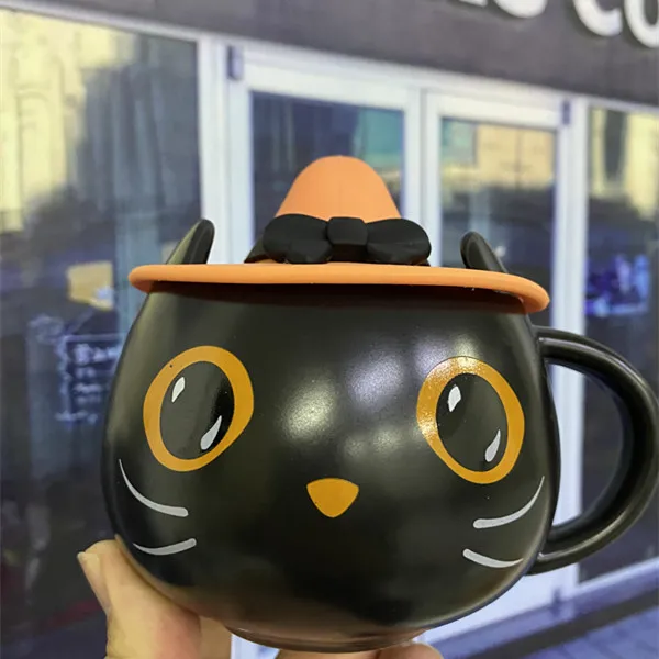 Керамическая кружка в виде таинственного черного кота черная матовая с ручкой