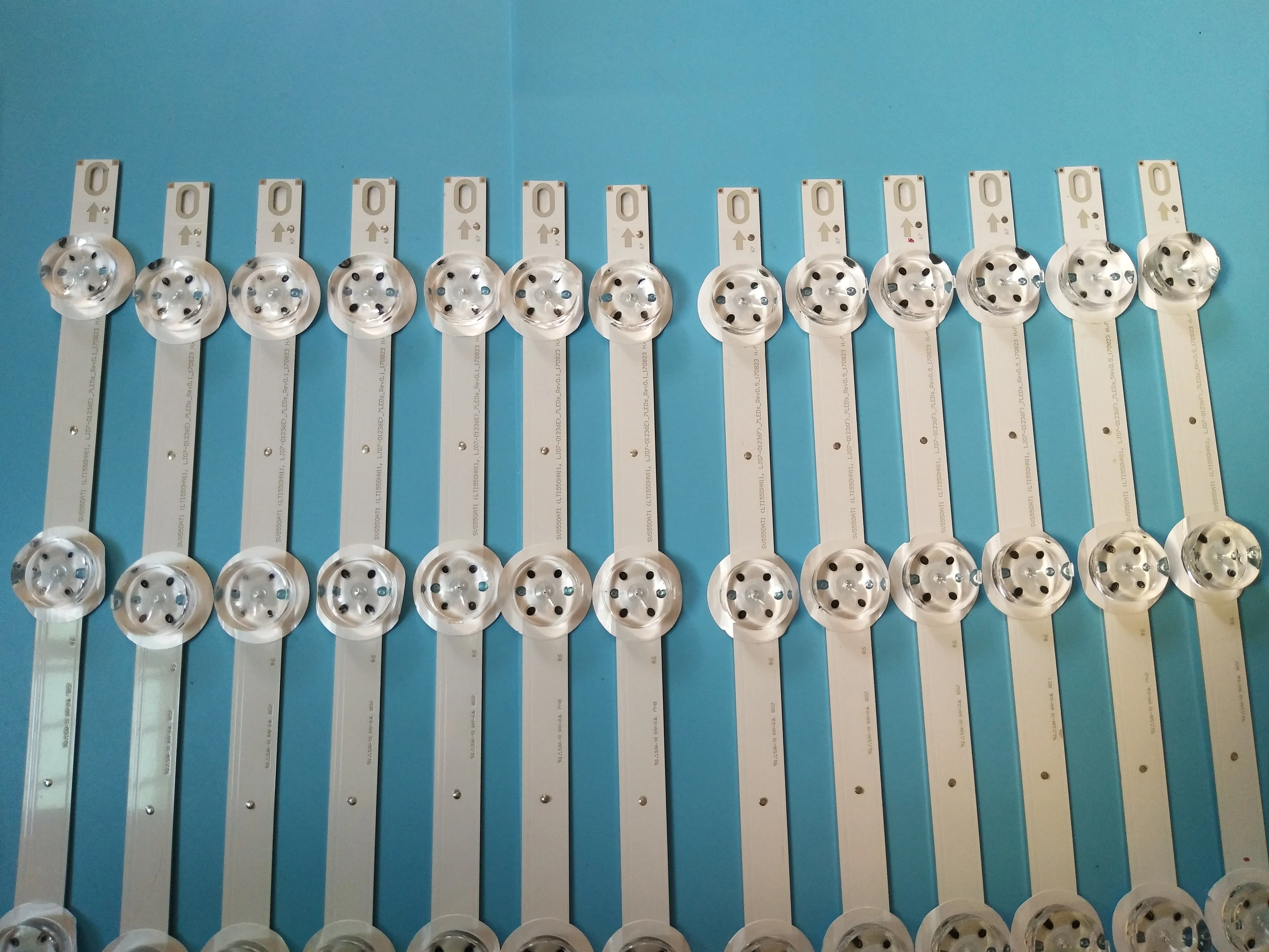 2 партии = 26 штук светодиодной ленты для подсветки SVS550AF3 LJ07-01236A Samsung 55-дюймового