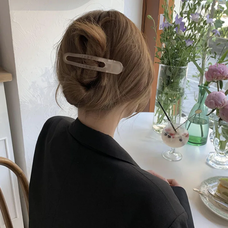 

Fashion Transparent Gradient Hair Clip For Women Ponytail Hairpin Girl Hair Accesories Korean Toothed Non-slip Barrette Headwear
