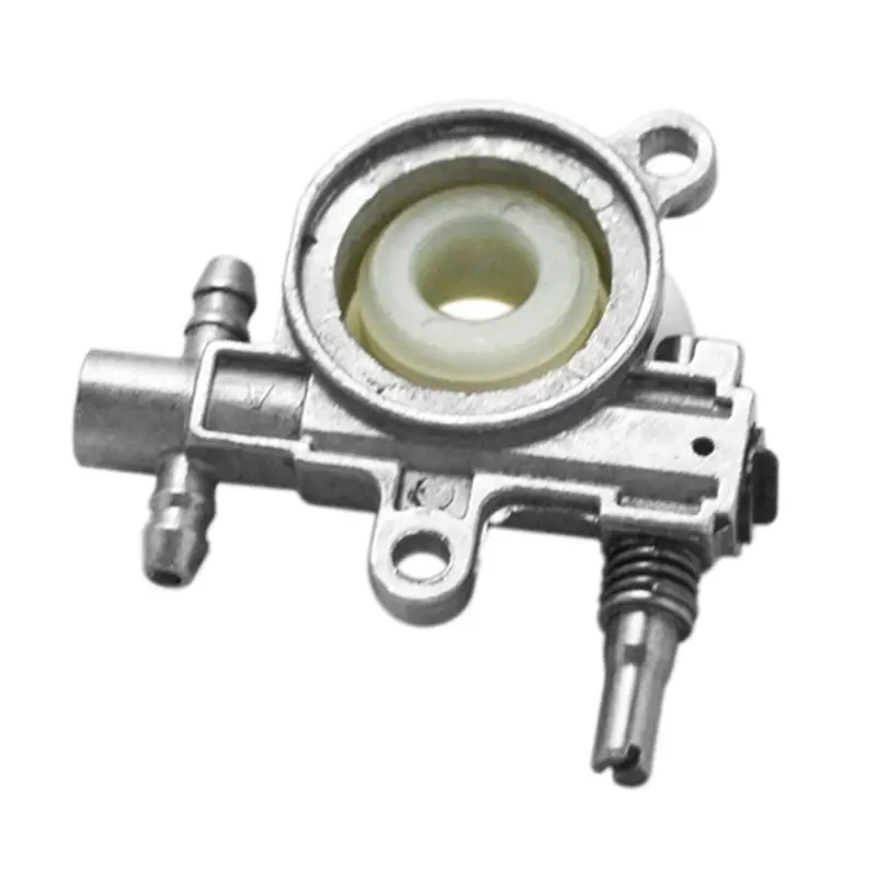 

2500/3800 Chainsaw Spare Parts Chainsaw Oil Pump With Worm Drive Gear Fits Chain Saw 25CC/38CC