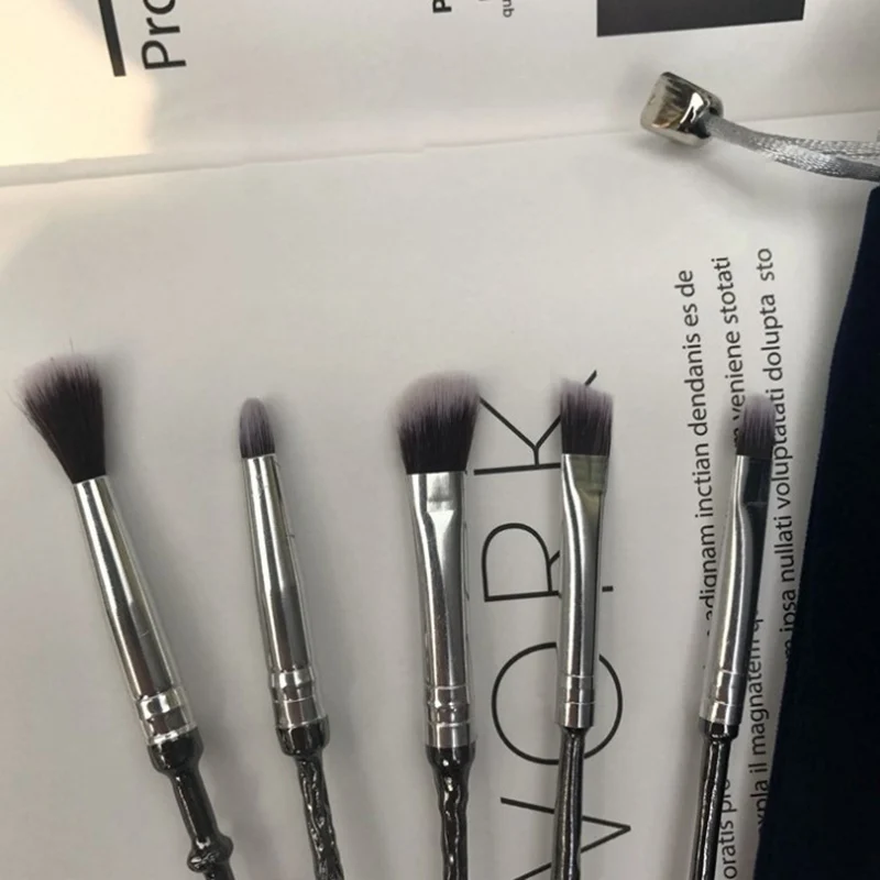 

5 Pcs Pro Makeup Brush Set Eyebrow Eyeshadow Cosmetic Brushes Tool New