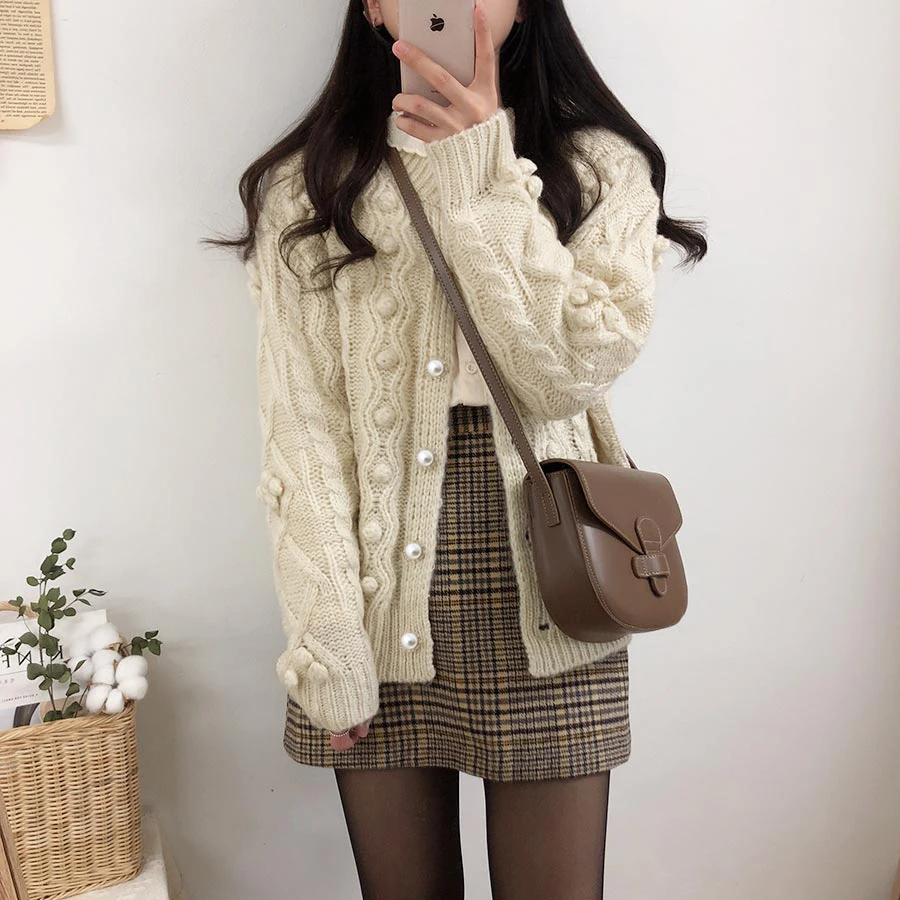 2020 spring and autumn preppy style solid color vintage loose thick sweater womens knitted cardigans sweaters (C8572) |