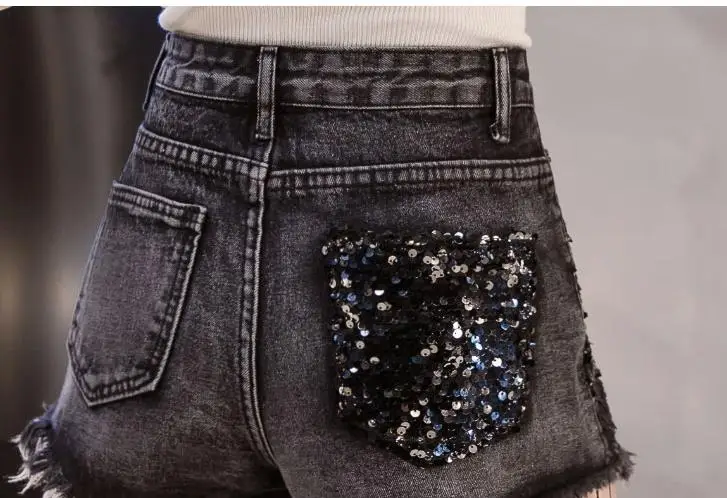 Женские джинсовые шорты с блестками рваные черные высокой талией и широкими
