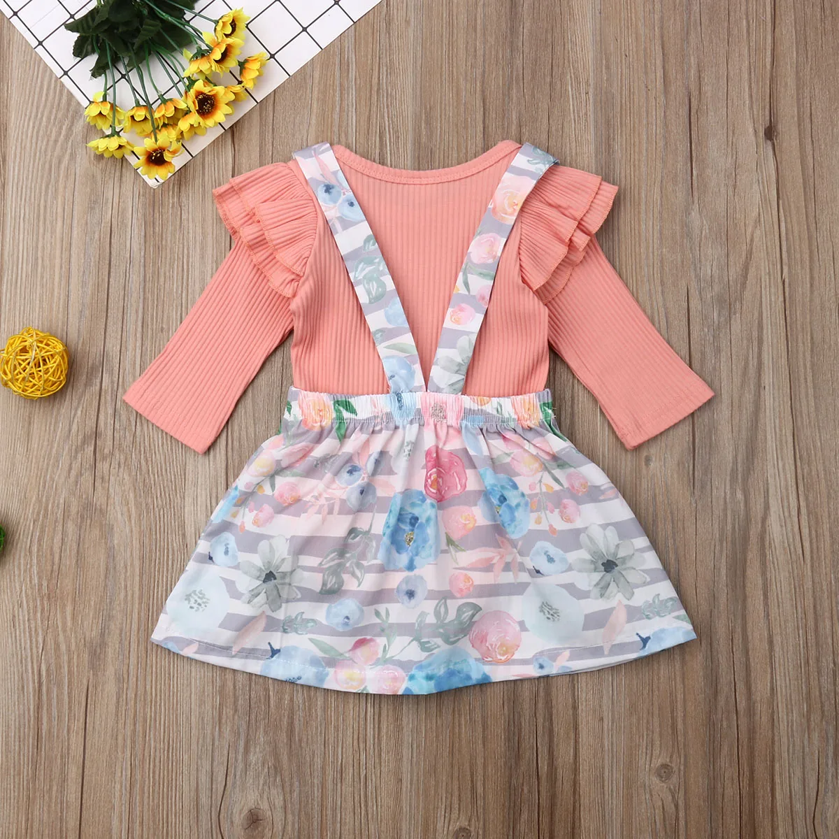 2019 летняя одежда для малышей Одежда маленьких девочек розовый комбинезон с