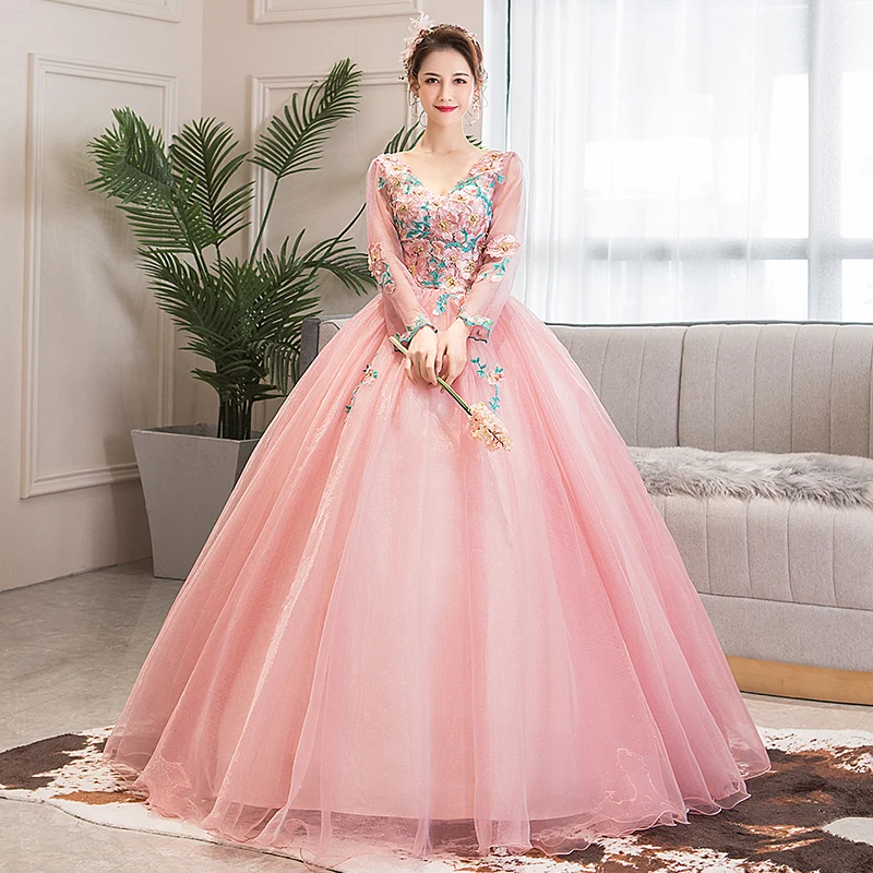 Женское платье с длинным рукавом фиолетовое бальное открытой спиной и цветочным