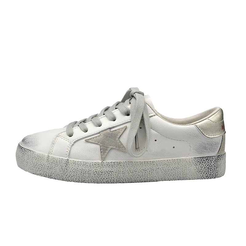 

Leisure and comfortable small white shoes star pattern is not afraid of dirty sports shoes fashion Joker women's shoes 2021 new