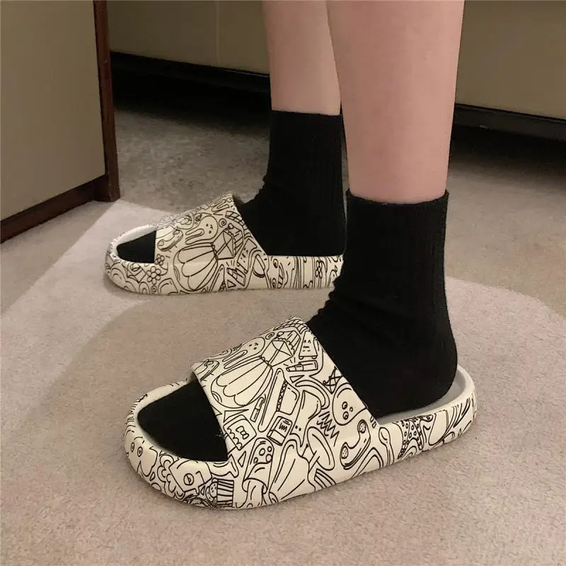 

Soft Platform Summer Women Slippers Female Personality Graffiti Slides Indoor Outdoor Beach Sandals Living Room Ladies Shoes