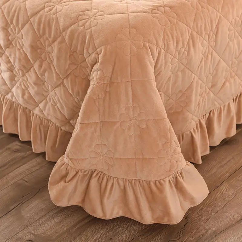 new Warming and Thickening Crystal Velvet Bedspread Fitted Sheet Pillowcases 2/3pcs Pure color Quilting Bedding