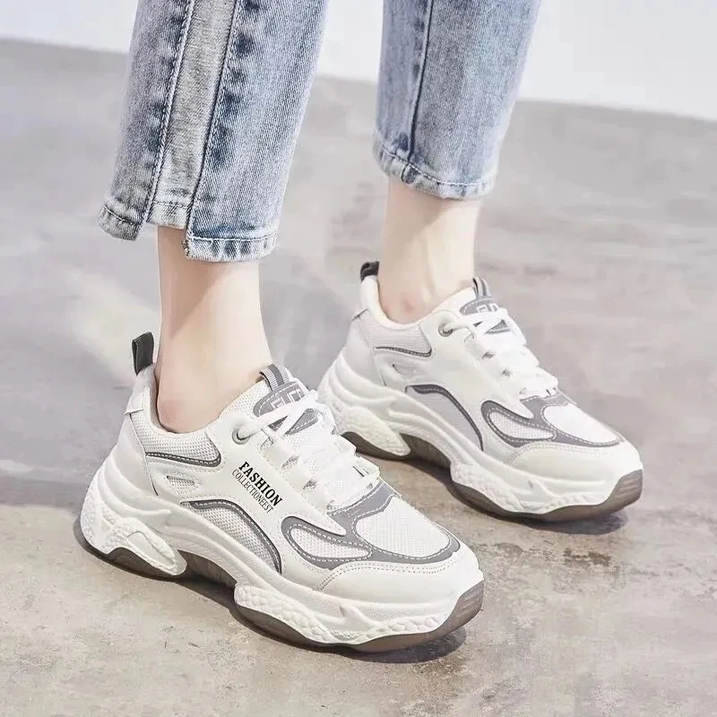 

Luminous sneakers girls dabby platform shoes increase white sneakers school running shoes women sneakers