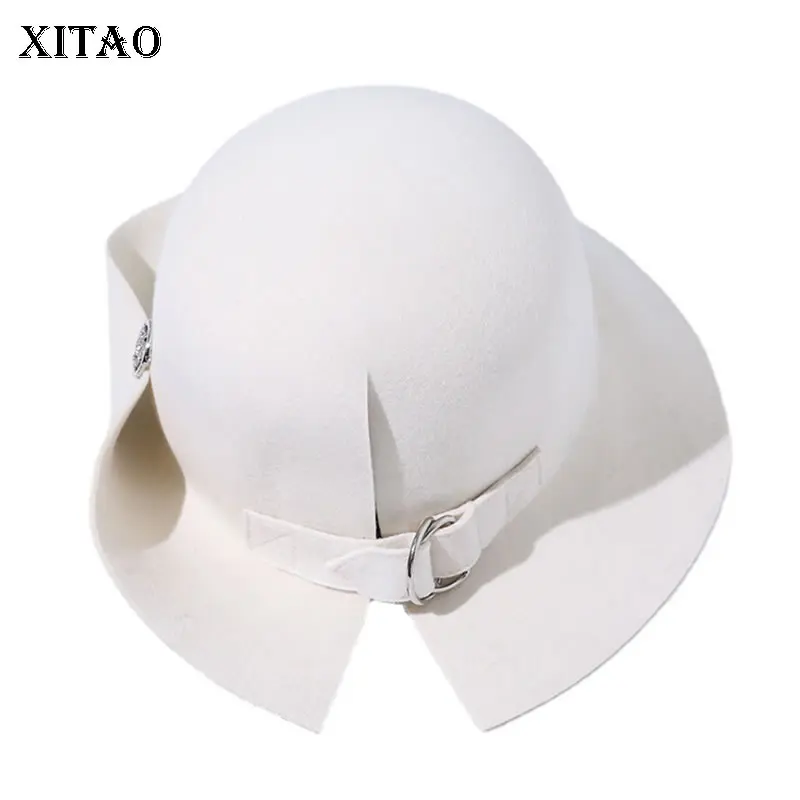 

XITAO New Women Hats Solid Color Simplicity Fashion Temperament Bucket Hats Personality Slit Fishtail Dome Metal Button GWJ1716