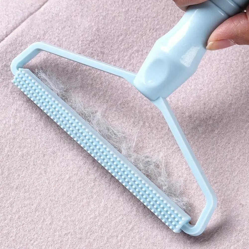 

2 in 1 Manual Clothes Coat Lint Remover Fuzz Fabric Shaver Roller Brush Tool