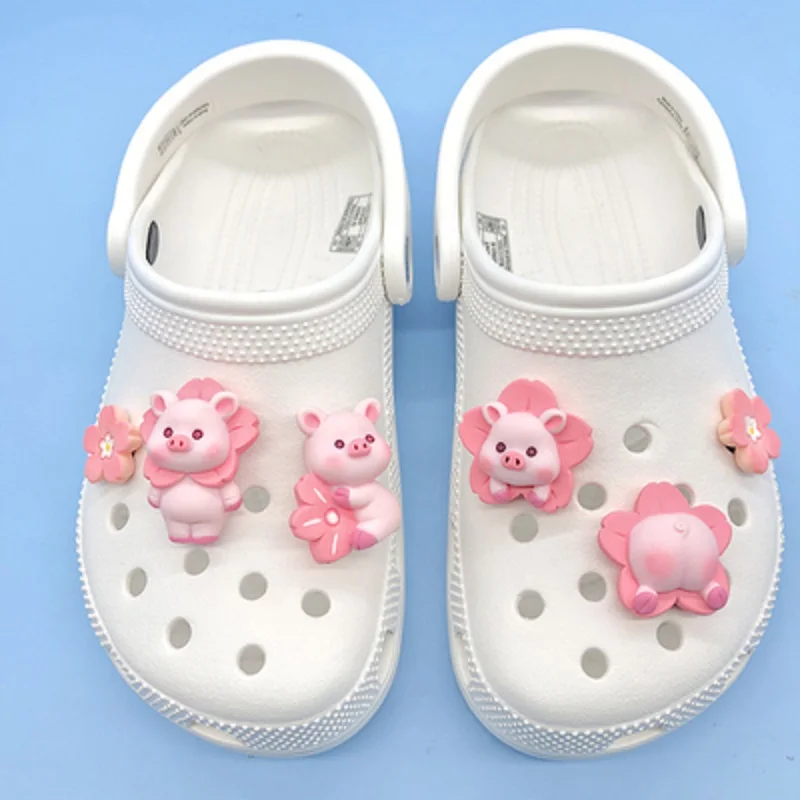 

Lovely Croc Charms Designer DIY Brand Multiple Pig Shoe Charms for Crocs Fashion Bundle Shoe Accessories for Croc Quality