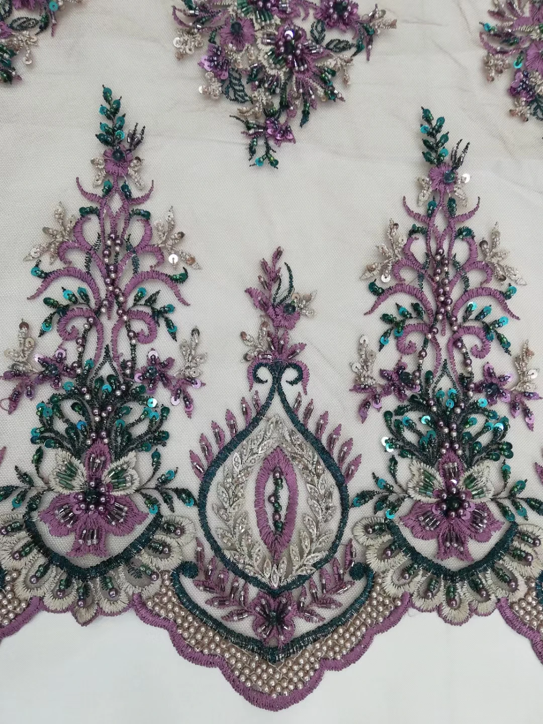 

2021Cassic Elegant Luxury African 3D Embroidered Hand Made Beaded Heavior Lace Fabric for Bride Wedding Party LongDress NN828-V