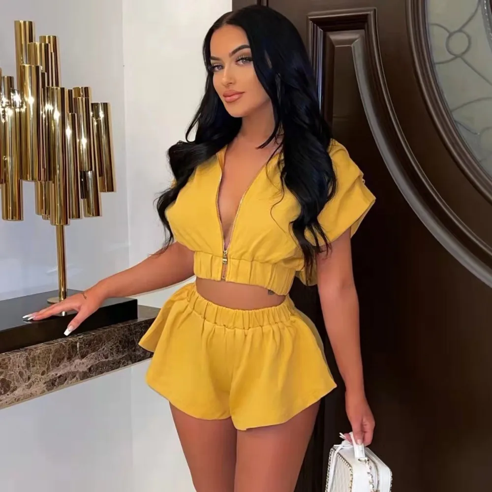 

2022 High Stretch Solid Color Yoga Sets Short Sleeve Crop Top And Short Leggings Women Tracksuit Running Sportwear 2 Piece Set