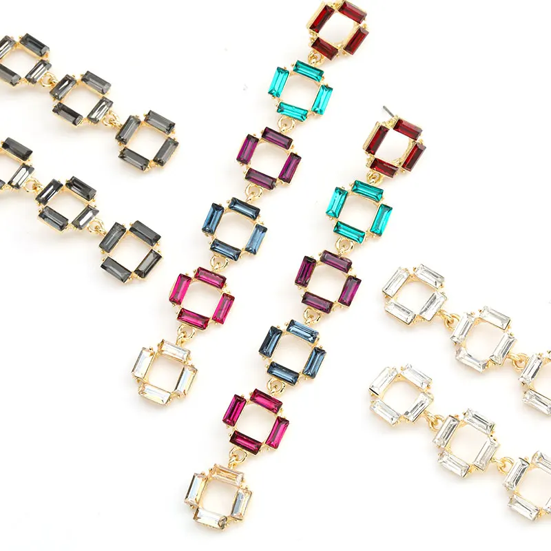 

Fashion Simple Metal Rhinestone Geometric Earrings Cute Girl Party Shiny Dangle Earrings Wedding Popular Accessories