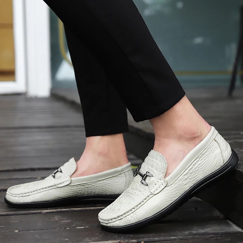 

Лоферы мужские из натуральной кожи, мягкие дышащие, без застежки, Мокасины, повседневная обувь на плоской подошве, топ-сайдеры, обувь для вож...