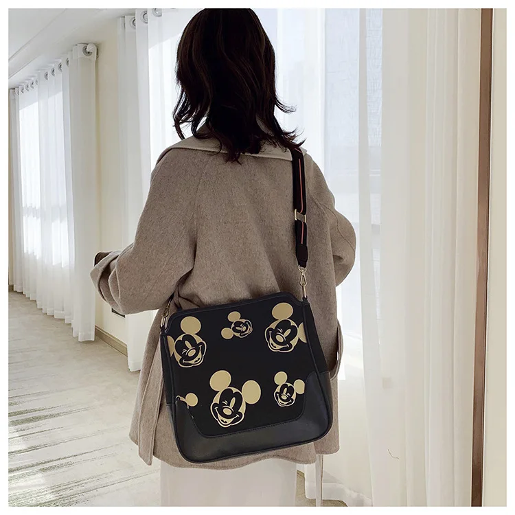 

Disney pu+canves shoulder bag Mickey mouse lady messenger shoulder cartoon bag female new casual messenger shoulder bag