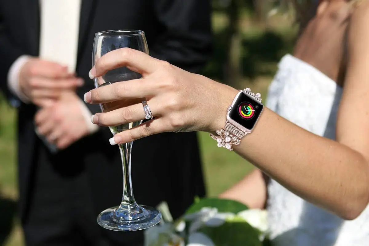 FOHUAS watchband for apple watch band 44mm 42mm Elastic Pearl Beaded Bracelet Replacement 40mm 38mm Wristband iwatch series SE