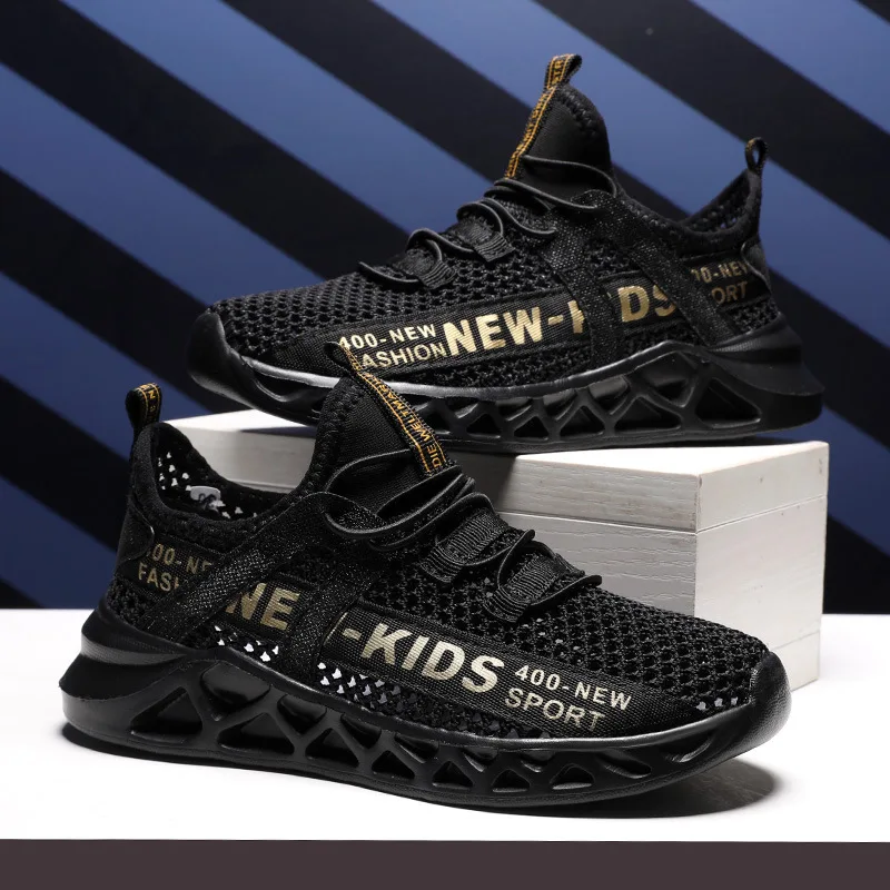 

2021 New Mesh Breathable Children's Shoes Fashion Medium and Large Children's Soft Soled Outdoor Running Shoes