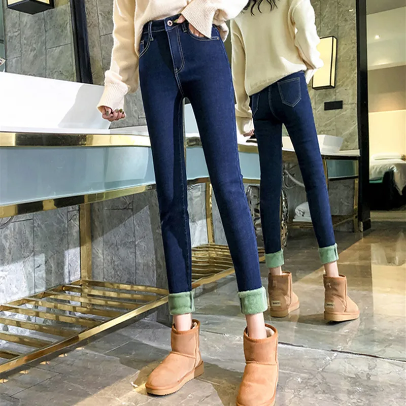 Женские зимние джинсы большого размера 2019 зеленые утепленные джинсовые брюки