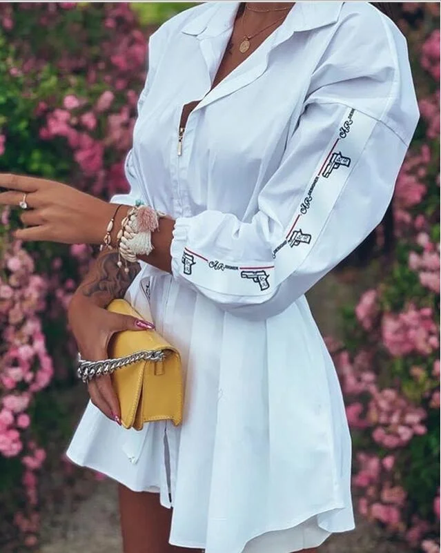 

Autumn / Winter 2020 Lantern Sleeve Stitching Pleated Zipper Dress Blouse Vintage Long Beach Tunics Streetwear