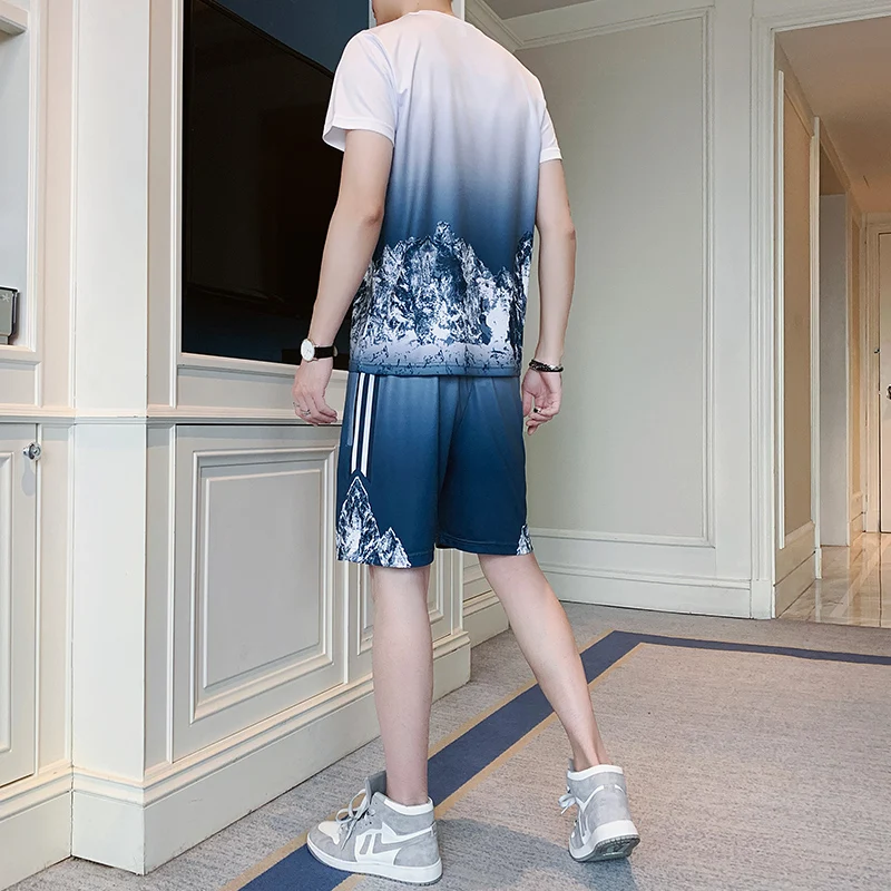 

2021 New Men's T-shirts+Shorts Summer Sets Short Sleeve Gradient Color Fashion Print Tracksuit Men Sportswear Casual Sweat Suit
