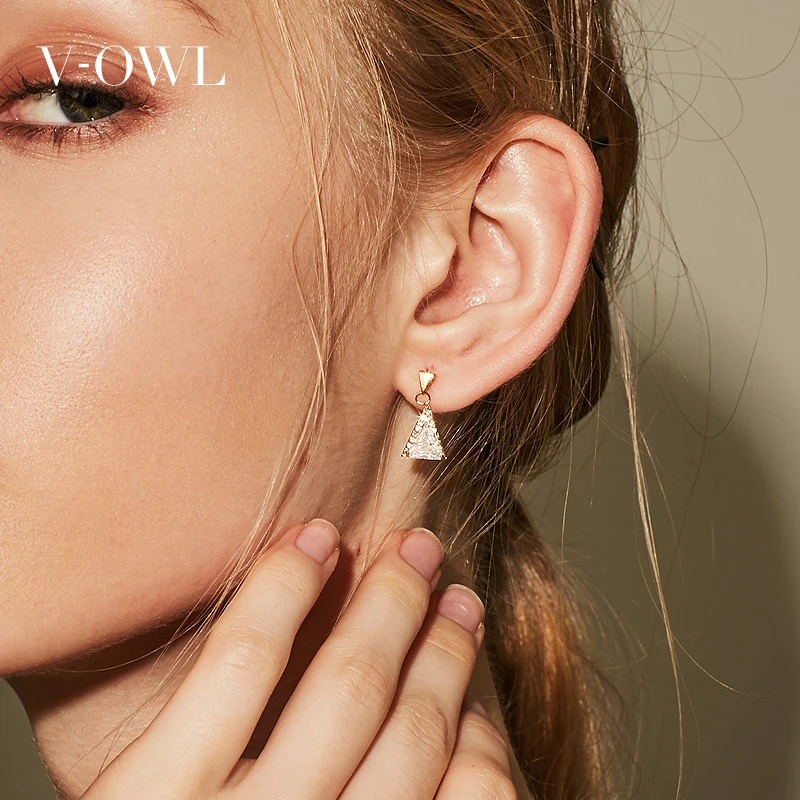 V Сова Винтаж золото треугольный циркон серьги Клипсы Серьги гвоздики женские
