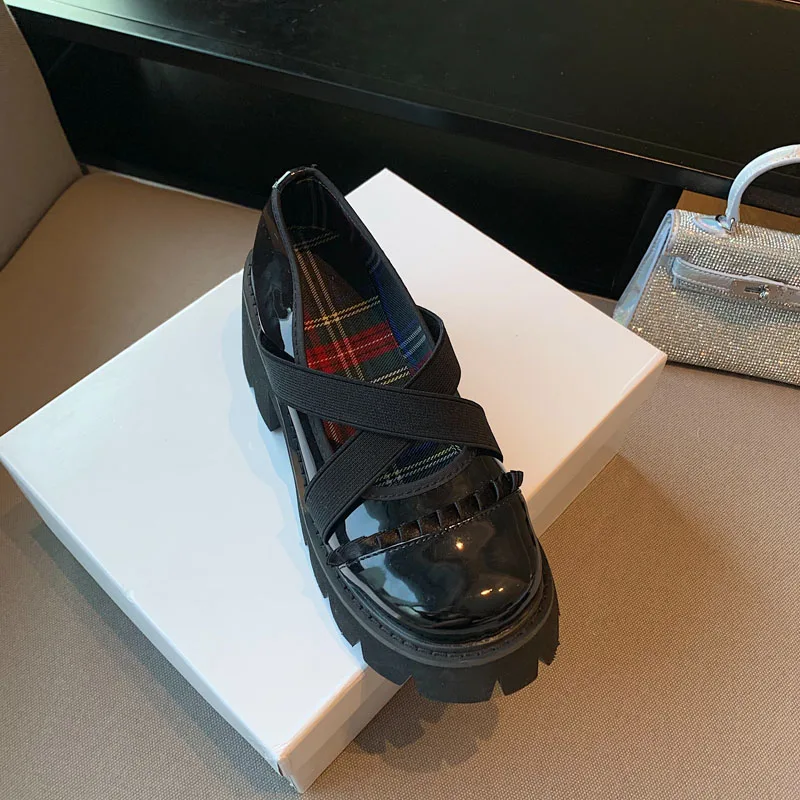 Retro Lolita Shoes Women Patent leather Harajuku Shoes Casual Creepers Punk Shoes Ladies Platform Pumps Gothic Black Heels