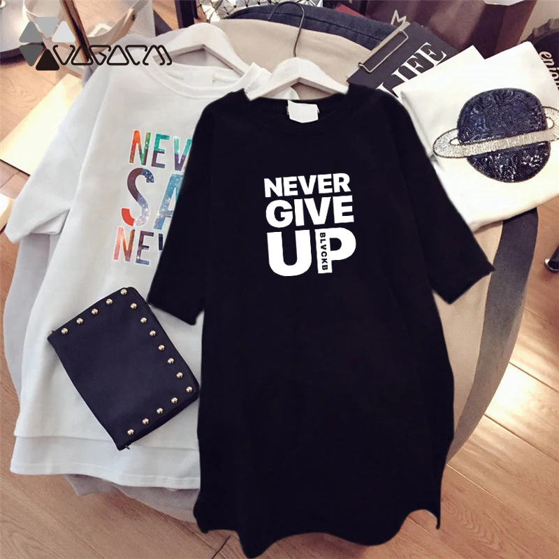 Женское платье с надписью NEVER Series Черное мини свободная летняя длинная футболка