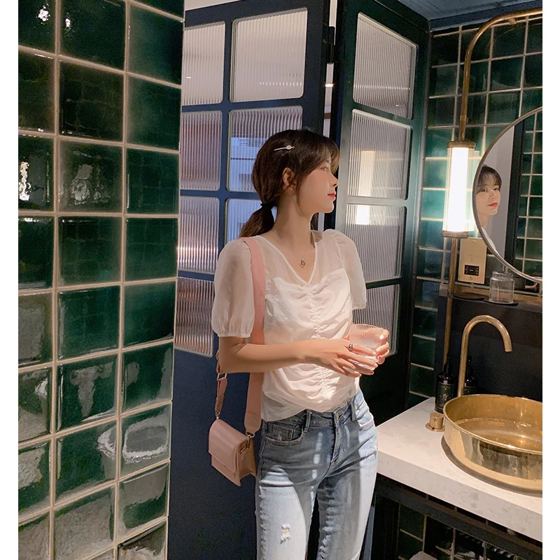 Женская блузка Mishow белая Повседневная из шифона с коротким рукавом и треугольным